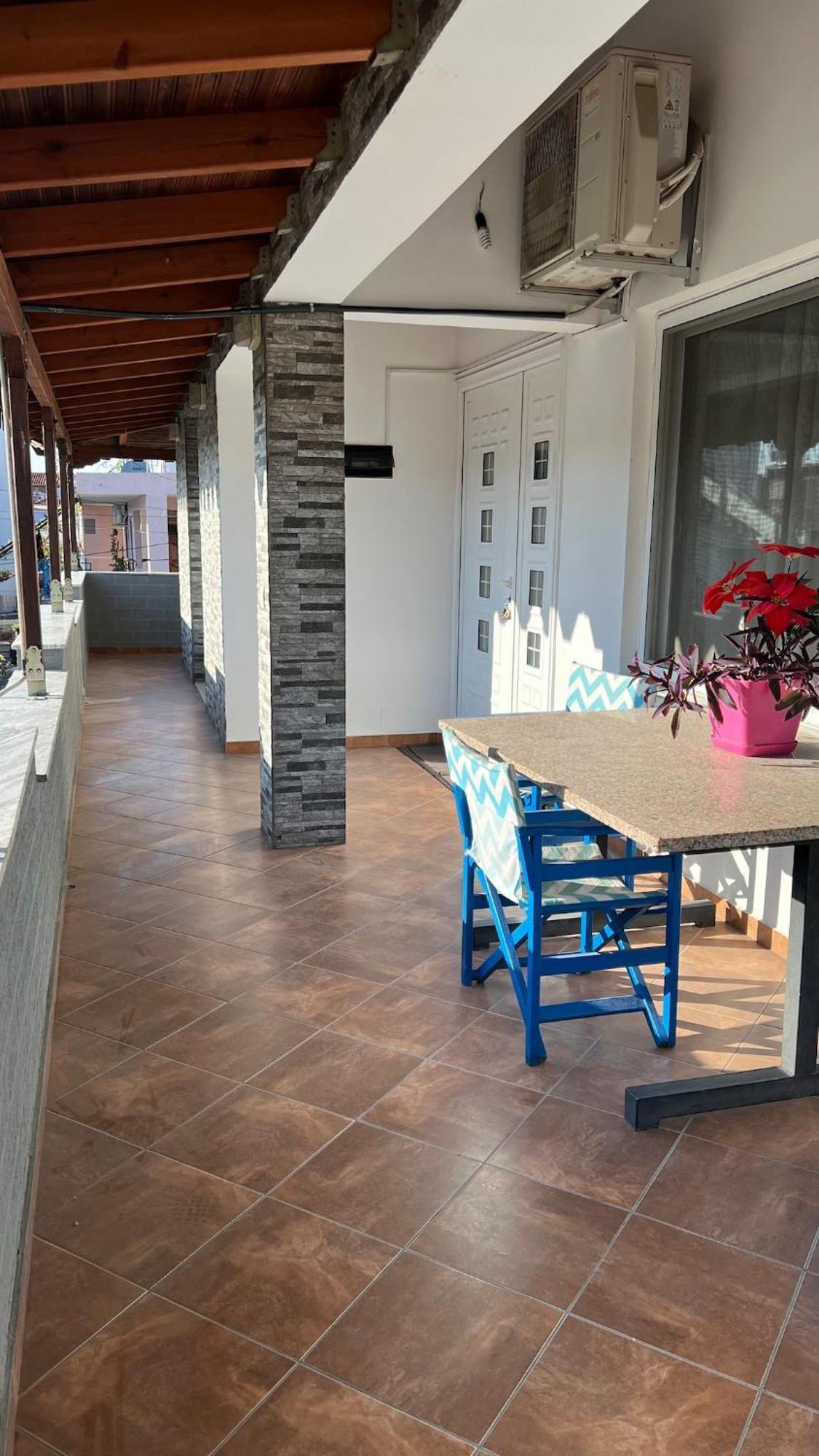Large Budget Appartement Durrës