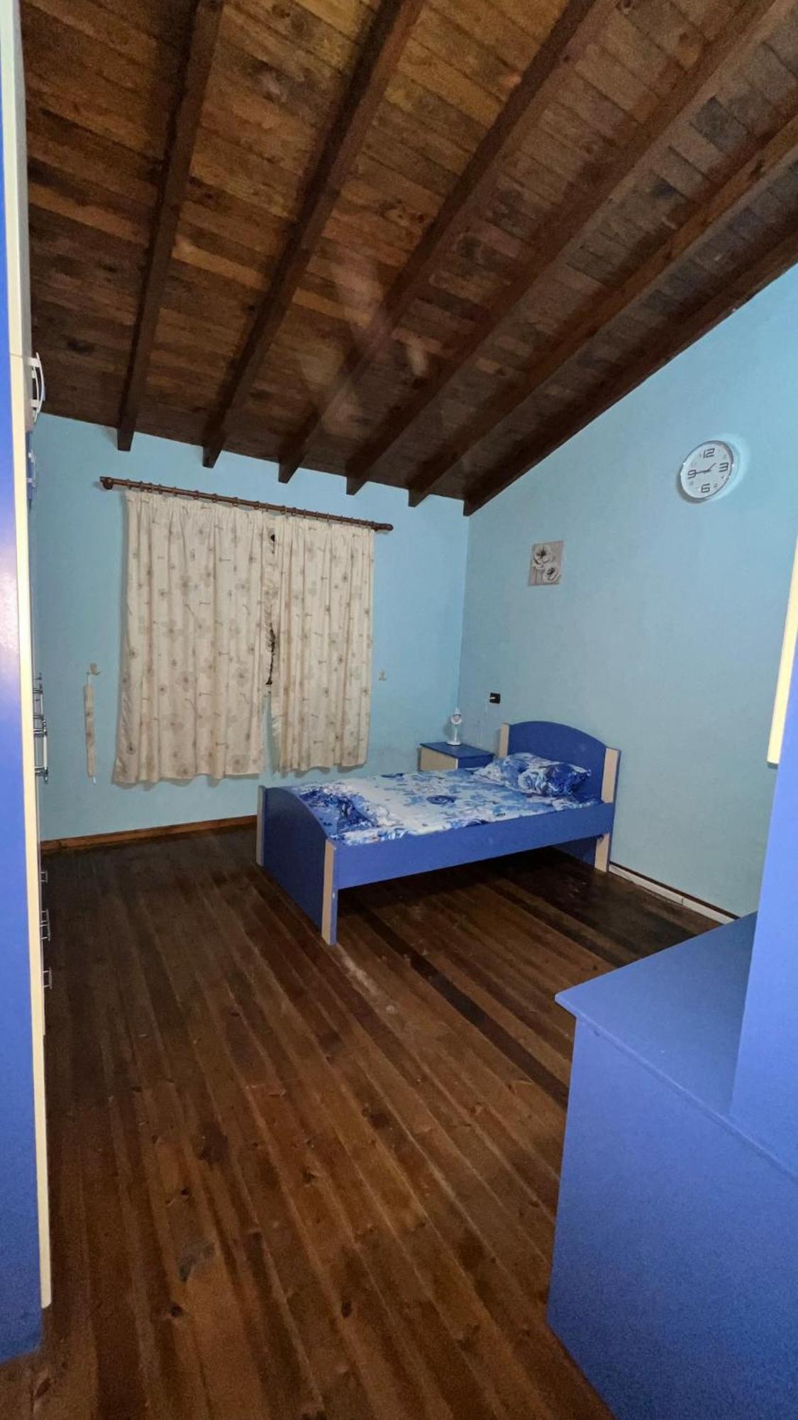 Large Budget * Durrës