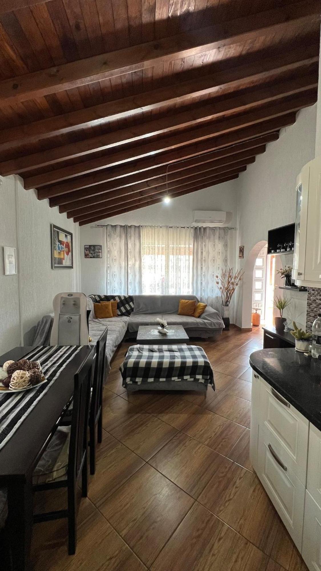 Appartement Large Budget Durrës